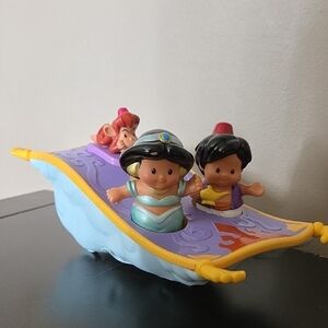 ‼️RARE‼️Little People Disney Aladdin And Jasmine Magic Carpet Ride Toy